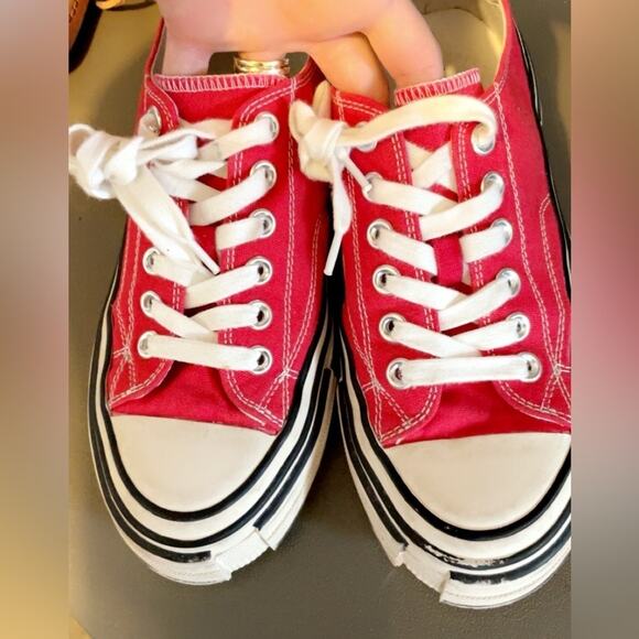 GUC Jeffrey Campbell Endorphan Canvas Red Sneakers- 8.5 - Picture 2 of 6